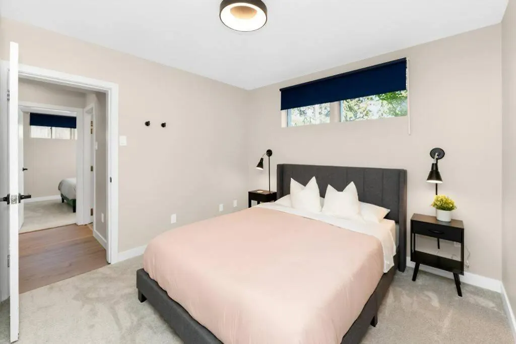 Bunkbeddreams,10 Beds,Near Rogers Place And Nait Edmonton